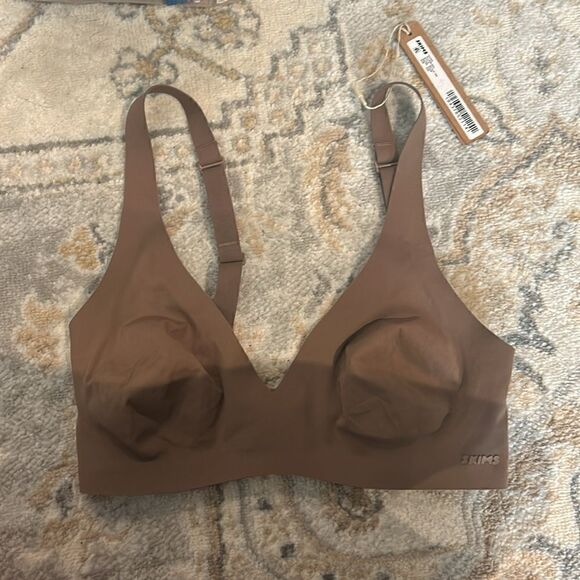 NWT Skims naked plunge bra XXS - Picture 4 of 6